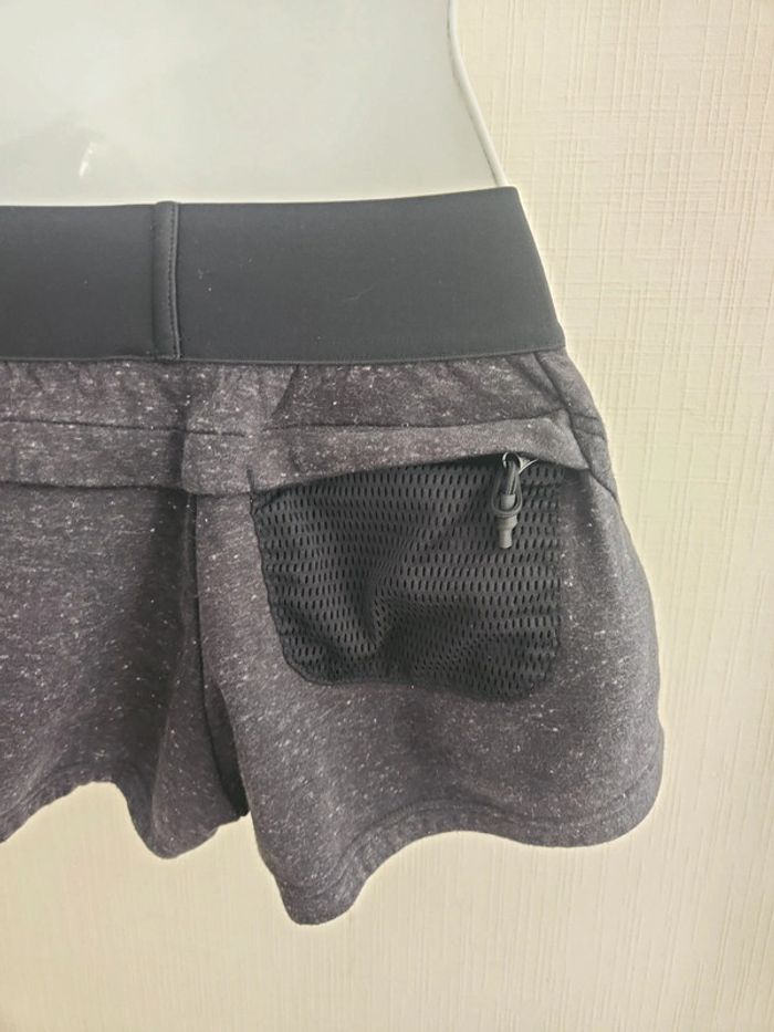 Short Adidas gris foncé chiné XXS - photo numéro 5