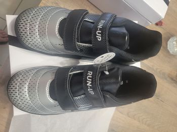 Baskets run up gemo neuves 35
