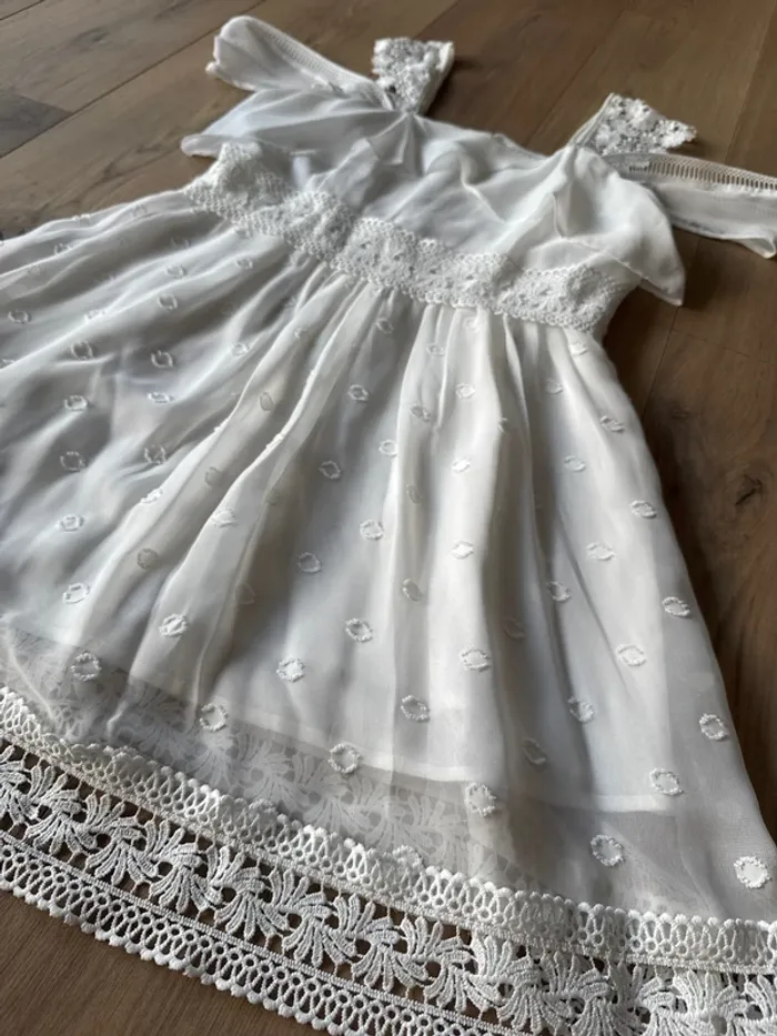 Robe courte femme dentelle - photo numéro 2