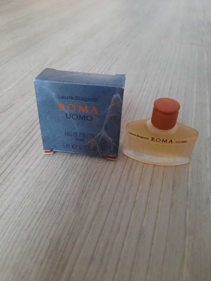 Miniature parfum Laura Biagiotti