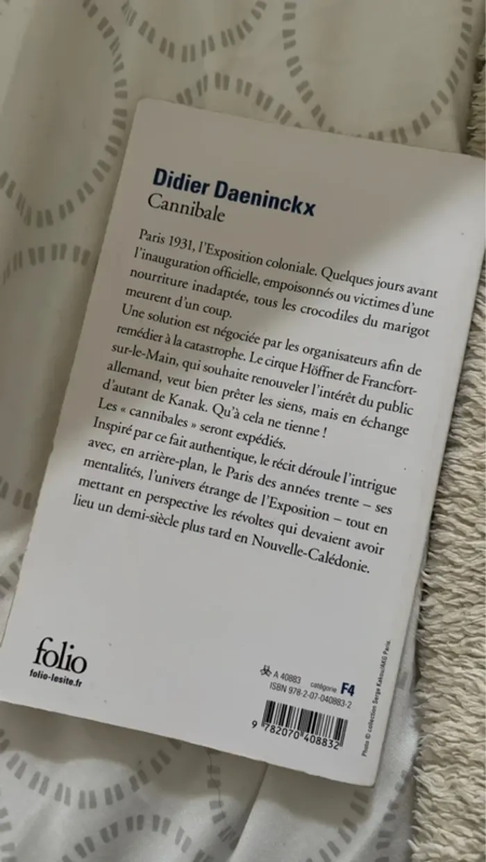Cannibale de Didier Daeninckx - photo numéro 2
