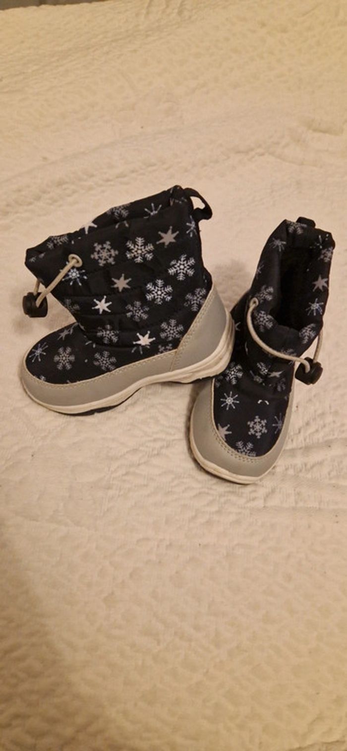 Bottes de neige pointure 23 - photo numéro 2