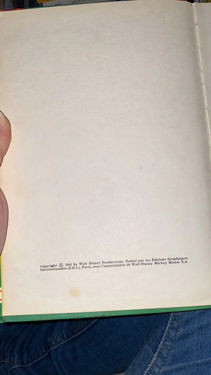 Livre 101 dalmatiens - photo numéro 3