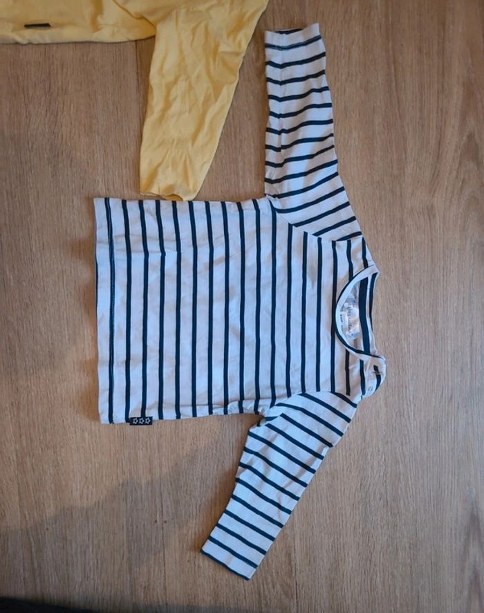 Lot t-shirt manches longues 18 mois - photo numéro 3