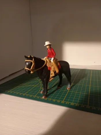 Schleich cheval et cowgirl