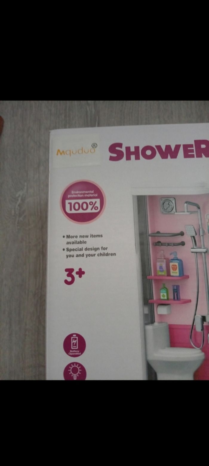 Salle de bain pour barbies - photo numéro 2