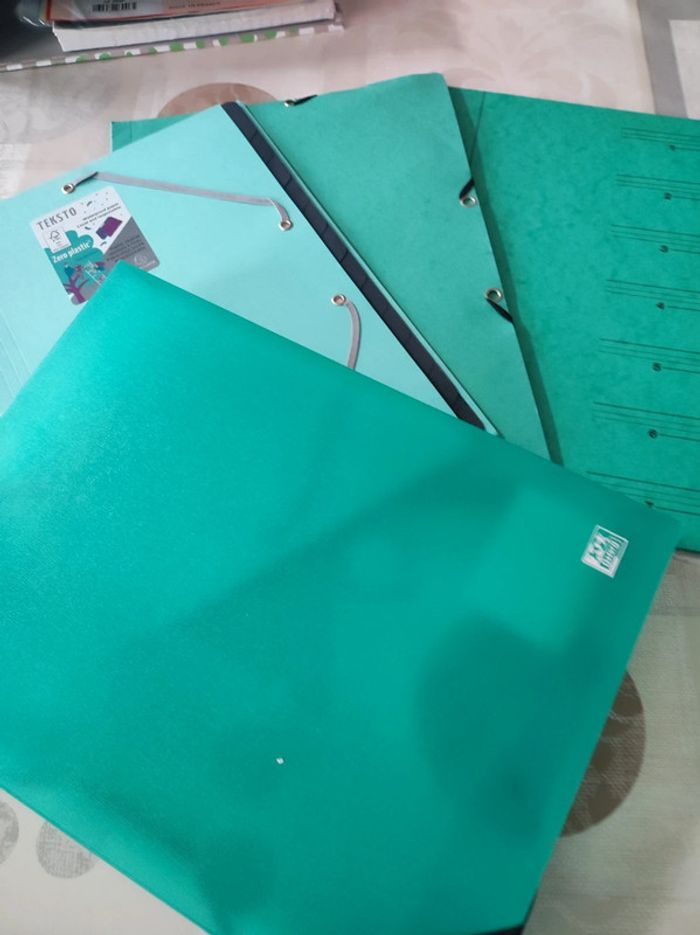 Lot fournitures scolaires - photo numéro 4