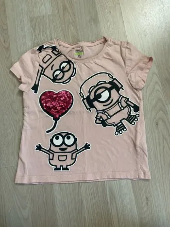 T-Shirt à manches courtes Minions Taille 6 ans