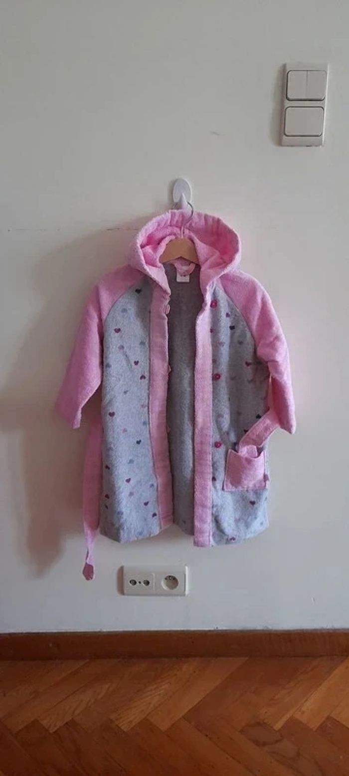 Peignoir schiesser 98 cm 2 ans en très bon état