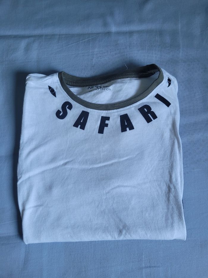 T.shirt m.courtes 12 ans (plus un 10 ans ) - photo numéro 4