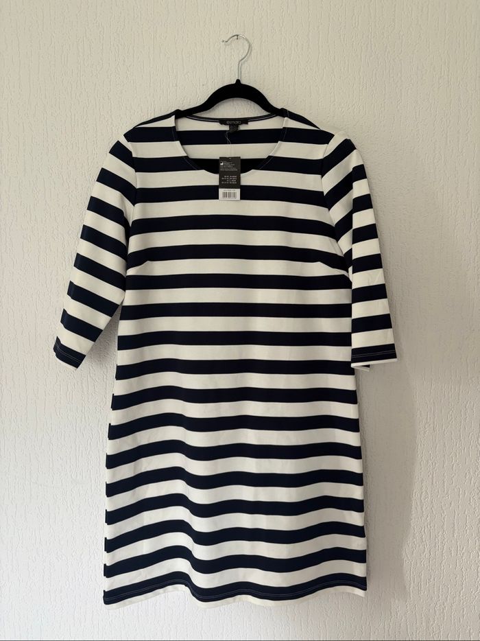 Robe taille L neuve avec étiquette