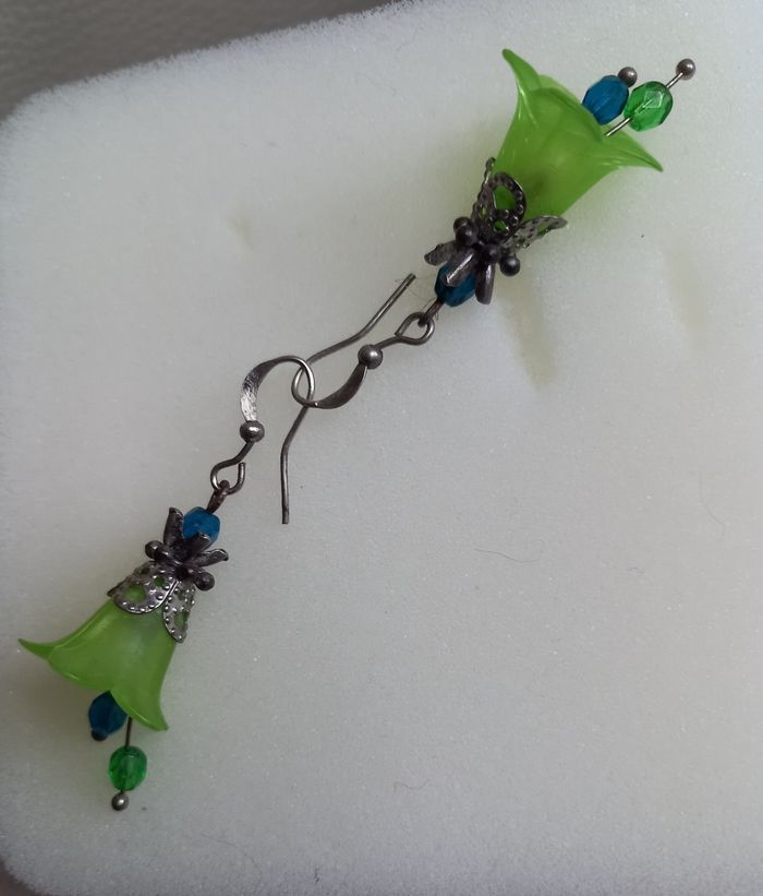 Boucles d'oreilles clochette - photo numéro 3