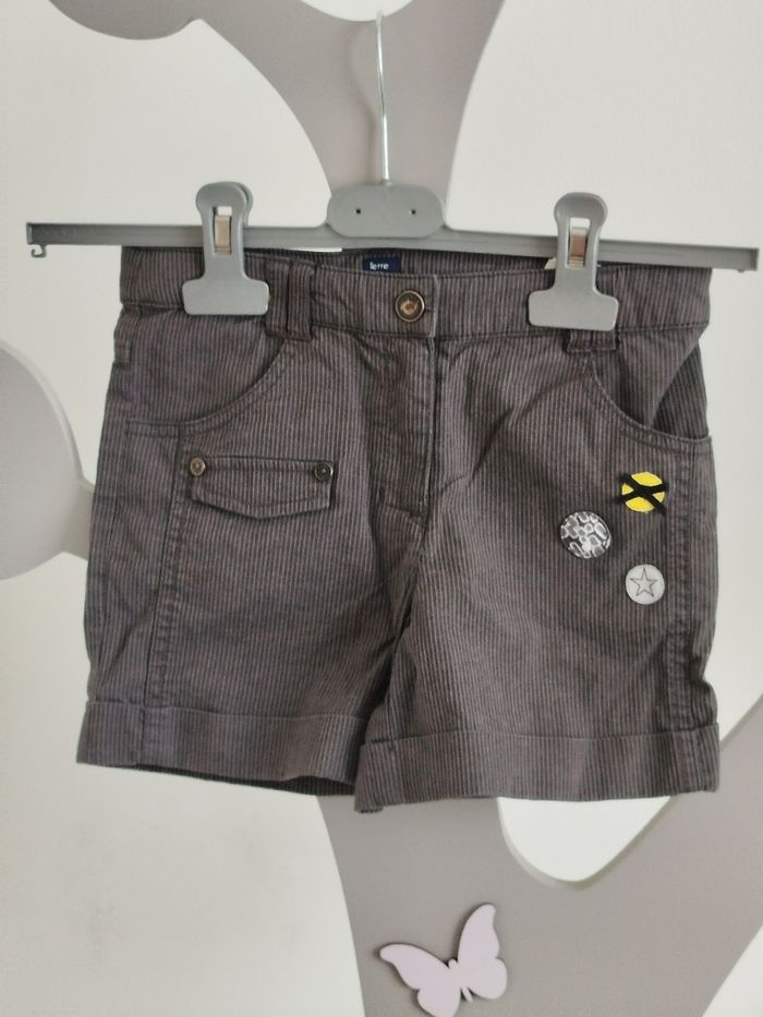 Short gris à rayures Terre de marins taille 7 ans