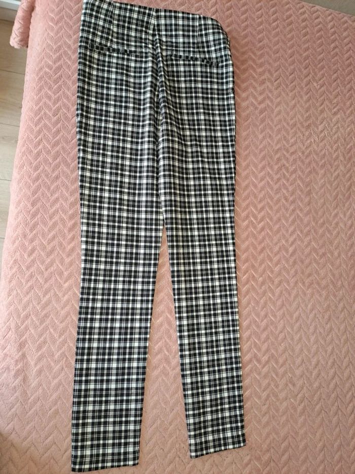 Pantalon femme slim à carreaux Jennyfer 38 noir et blanc comme neuf - photo numéro 4