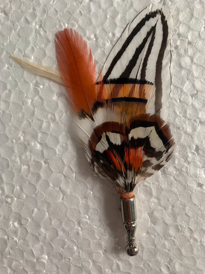 Broches en plumes. - photo numéro 6