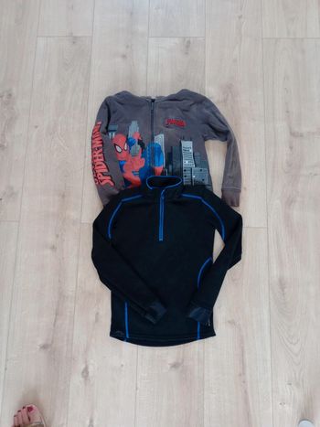 Lot de 2 Sweats garçon 6 ans dont 1 offert c85