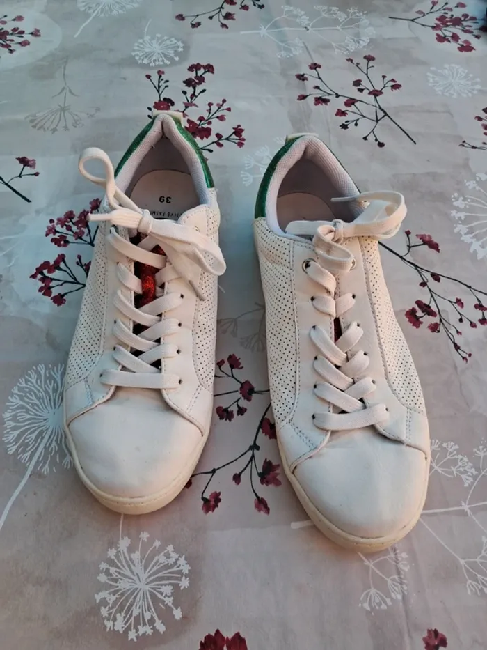 Belle paire de Baskets blanches avec détails pailletés - T39 - Active Fashion - photo numéro 5