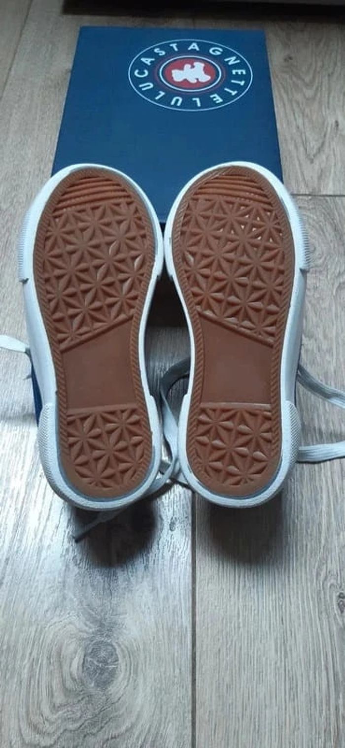 Chaussures basses / baskets en toile lulu castagnette pointure 28 en très bon état - photo numéro 6