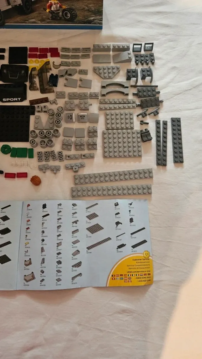 LEGO City 60148- 4×4 avec 2 quads + remorque ( boite & notices) - photo numéro 7