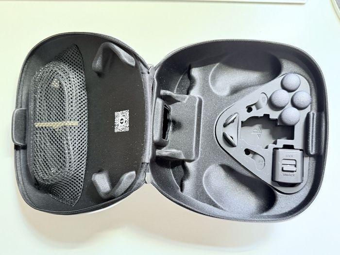 Sony Playstation 5 pro avec tout les accessoires - photo numéro 5