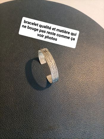 Bracelet couleur argenté