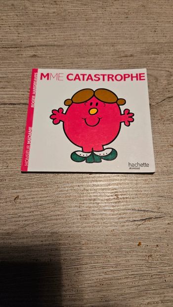 Livre pour enfant, Madame Catastrophe, n°4, Hachette, très bon état