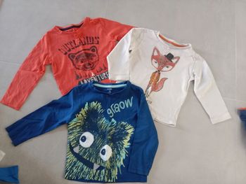 Lot 3 t-shirts