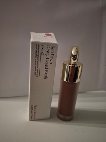 Blush liquide rare beauty