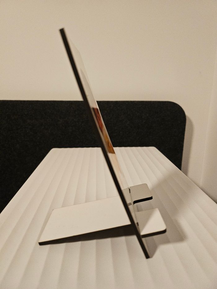 Support téléphone kiki - photo numéro 2