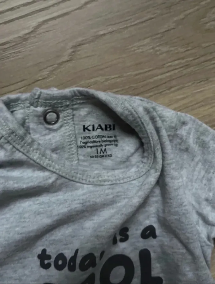Lot pyjama Kiabi 1 mois - photo numéro 8