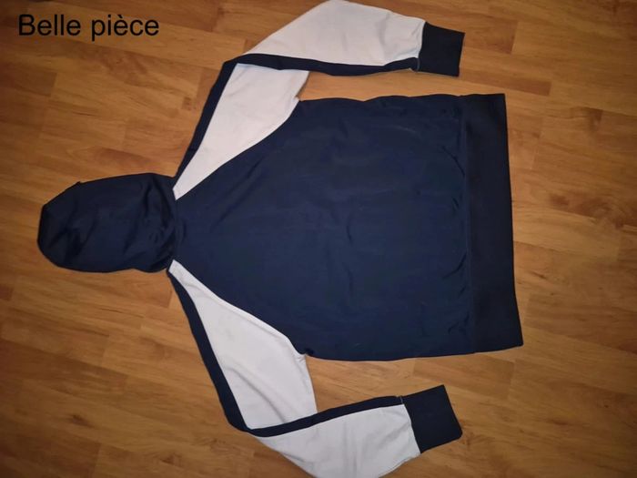 Veste survêtement nike enfants 12 /13 ans - photo numéro 3