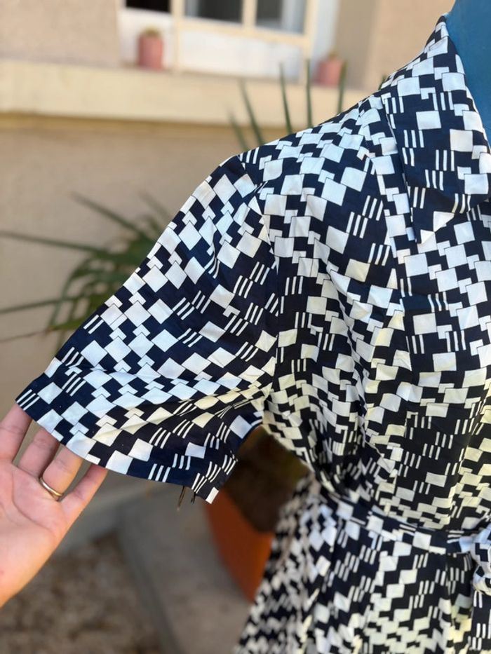 Robe à motif des années 70 - en très bon état - taille 42/XL - photo numéro 2