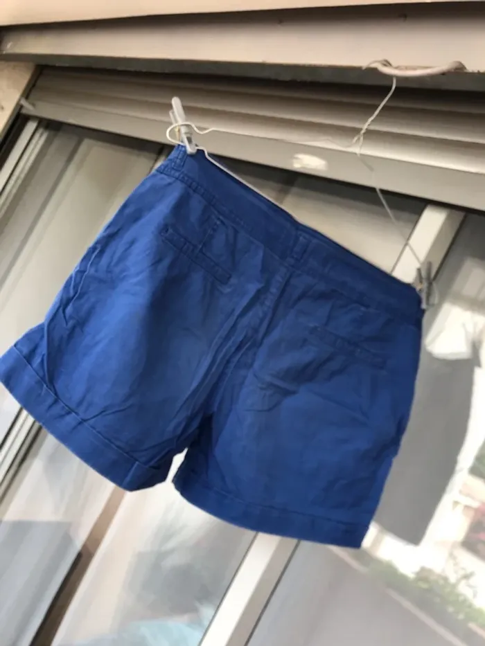 Short cache cache 38 - photo numéro 3