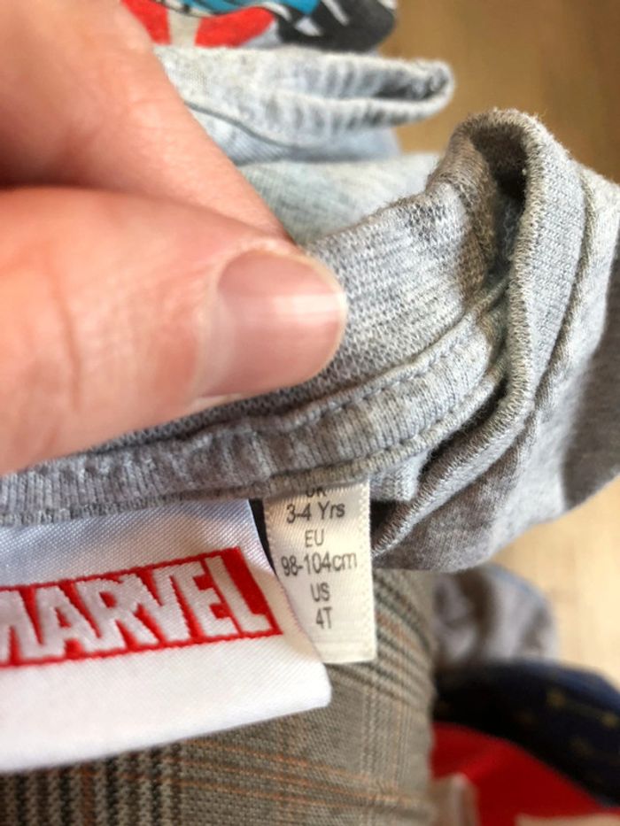 T shirt Marvel 4 ans - photo numéro 2