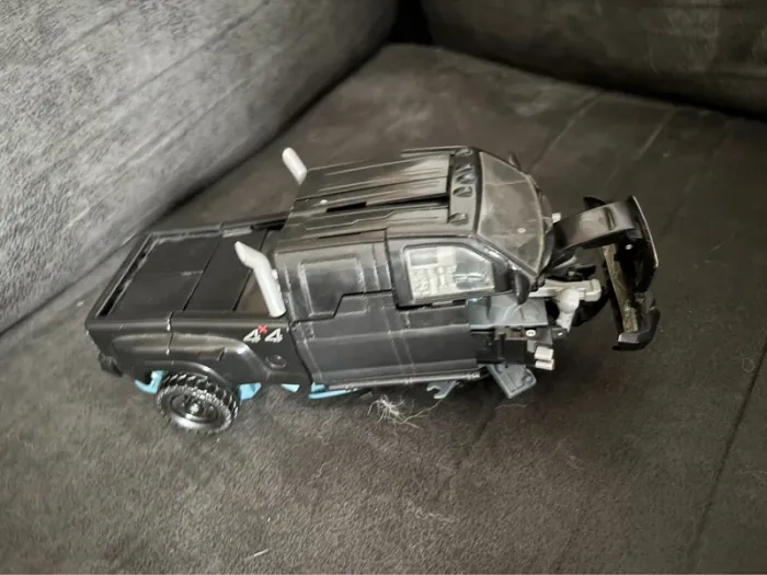 Transformers Movie Ultimate Ironhide Figure - photo numéro 5