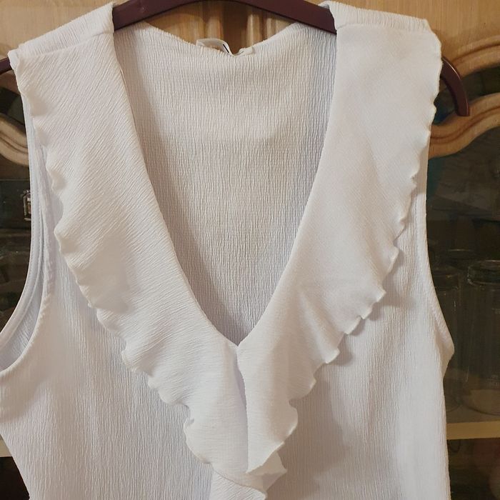 Très joli hait blanc col en V Cache-cache Taille XL - photo numéro 2