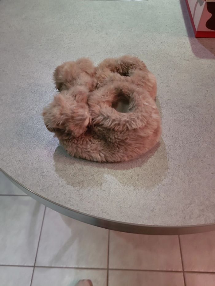 Chaussons peluches marrons - photo numéro 4