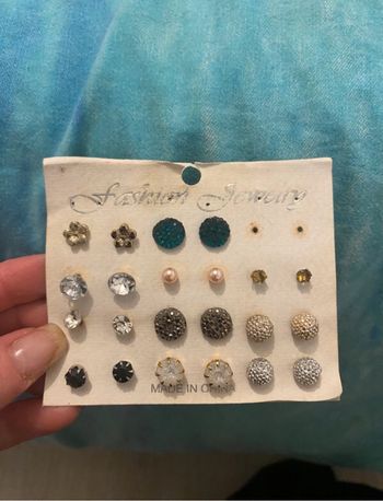Lot boucles d’oreilles