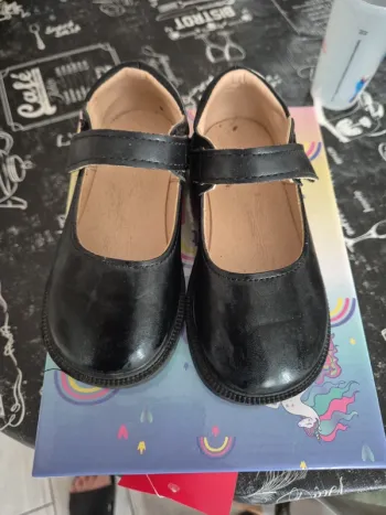 Chaussures 27
