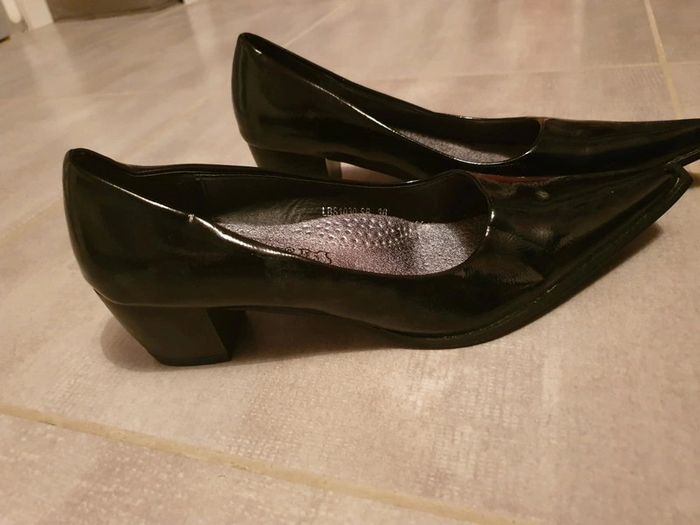 Chaussure noir vernis - photo numéro 4
