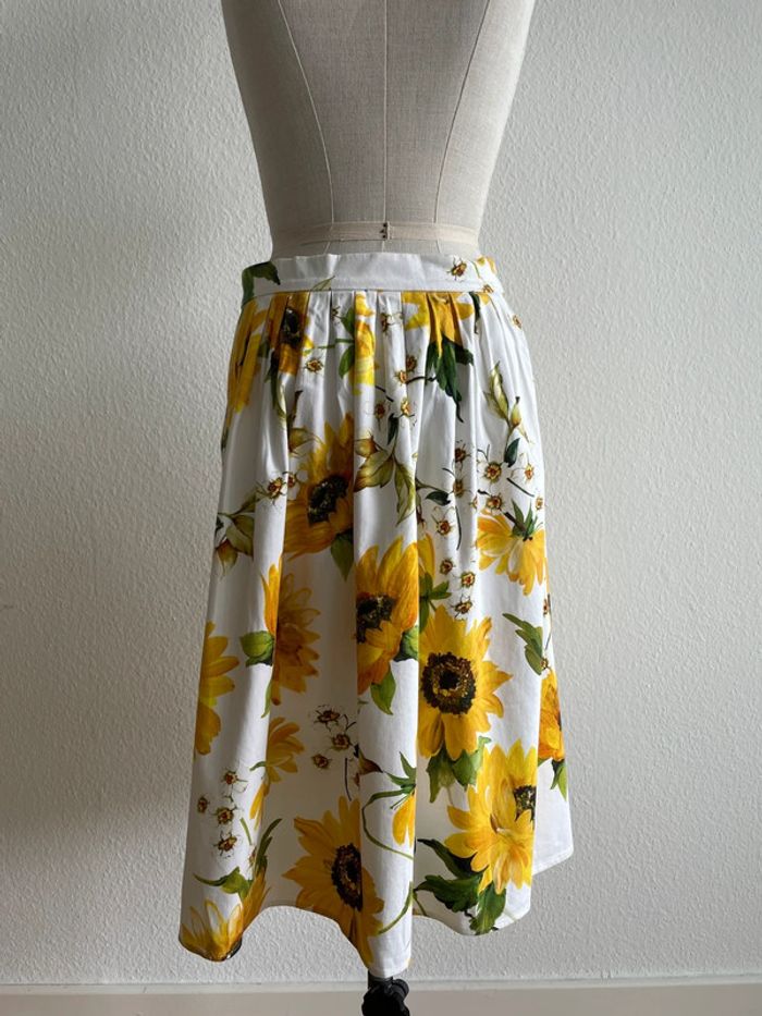Jupe plissée blanche motifs tournesols Hallhuber taille 42 - photo numéro 5