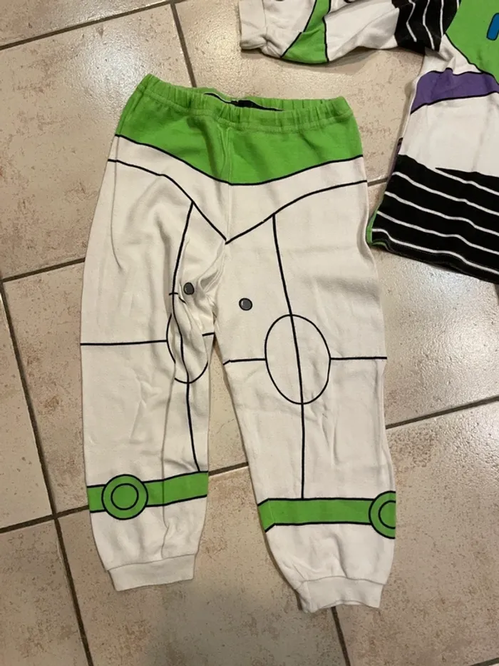 Pyjama Buzz l'éclair 7-8ans Disney - photo numéro 3