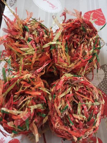 Lot de 4 Pelotes Fantaisies multicolores (470g)