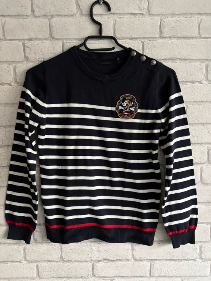 Pull Ikks taille 10 ans