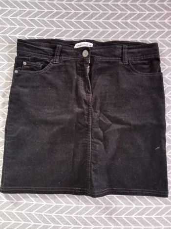 Mini-jupe en velours côtelé taille 38