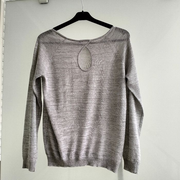 Joli pull gris pailleté, taille 40/42, marque Camaïeu - photo numéro 2