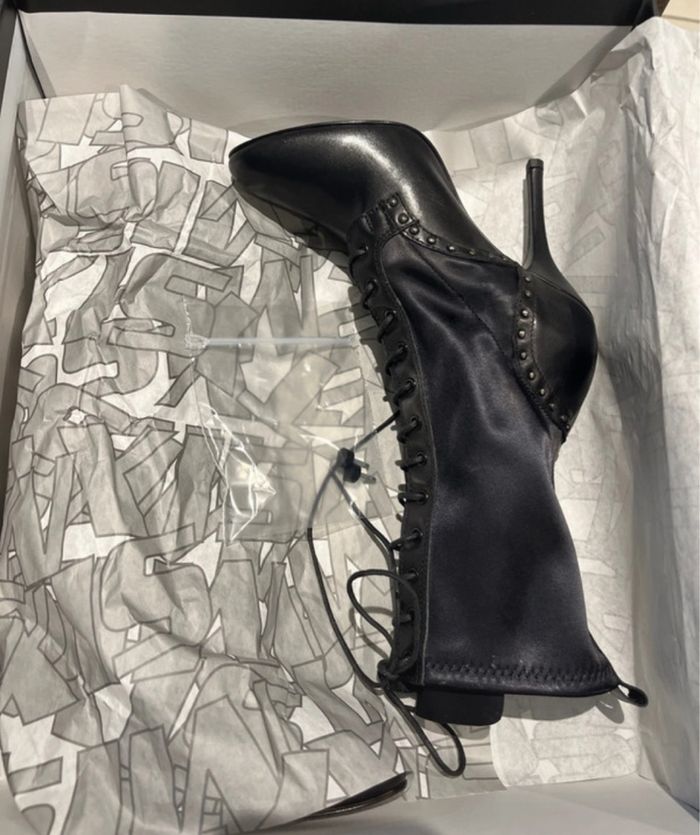 Bottines Miss Sixty neuves P.35 - photo numéro 5
