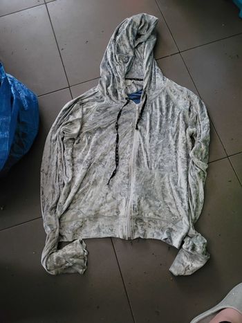 Sweat à capuche en velours taille 42 Anne Elisabeth