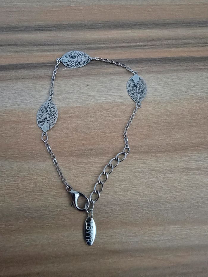 Bracelet feuille argenté