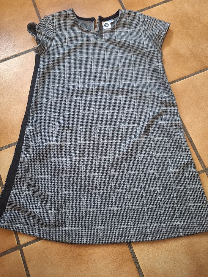 Lot vêtement fille 5 ans - photo numéro 10